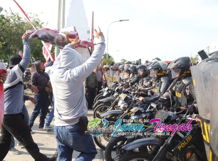 Polres Brebes Gelar Latihan Penanganan Aksi Unjuk Rasa Anarkis untuk Meningkatkan Profesionalisme Personel