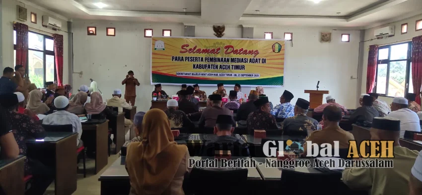 Bupati Aceh Timur Buka pembinaan Mediasi Adat 
