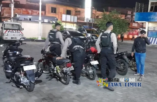 Polsek Kartasura Gencarkan Patroli Malam, Amankan 6 Motor Berknalpot Brong untuk Jaga Ketenangan Warga