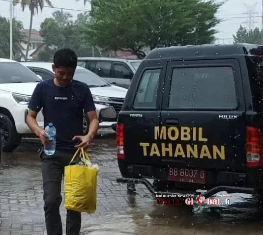 Jaksa Jovi Terhimpit Ketidak Adilan