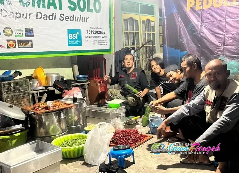 ANAS Rescue Bersama Portal Solo Dirikan Dapur Umum di Dusun Gumuk Mas Lumajang  untuk Warga Terdampak