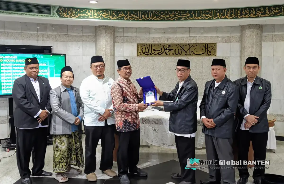 Sinergi Dakwah dan Nasionalisme, LPDI Cilegon Sambangi Masjid Sunda Kelapa dan Monumen Pancasila Sakti