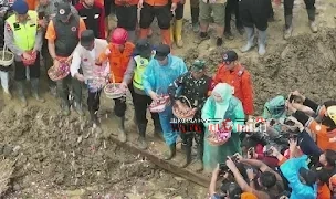 Operasi Pencarian Korban Tanah Longsor Pandanarum Ditutup, Bupati Banjarnegara Pimpin Tabur Bunga