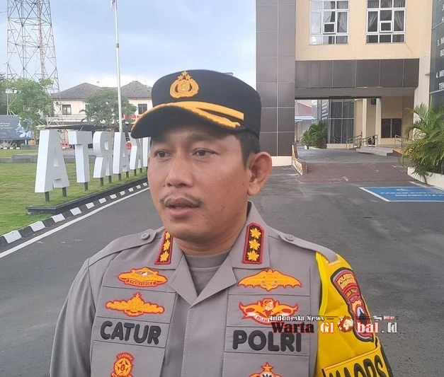 Kapolresta Surakarta Pimpin Pengamanan Khusus untuk Jumenengan PB XIV di Keraton Surakarta
