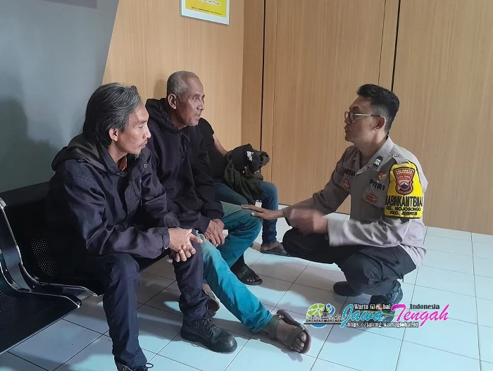 Polisi Bantu Warga Mojosongo yang Tersesat hingga Kembali Berkumpul dengan Keluarga