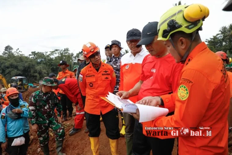 Gubernur Ahmad Luthfi Perintahkan Bupati Cilacap Siapkan Lahan 3,5 Hektare untuk Relokasi Korban Longsor Cibeunying