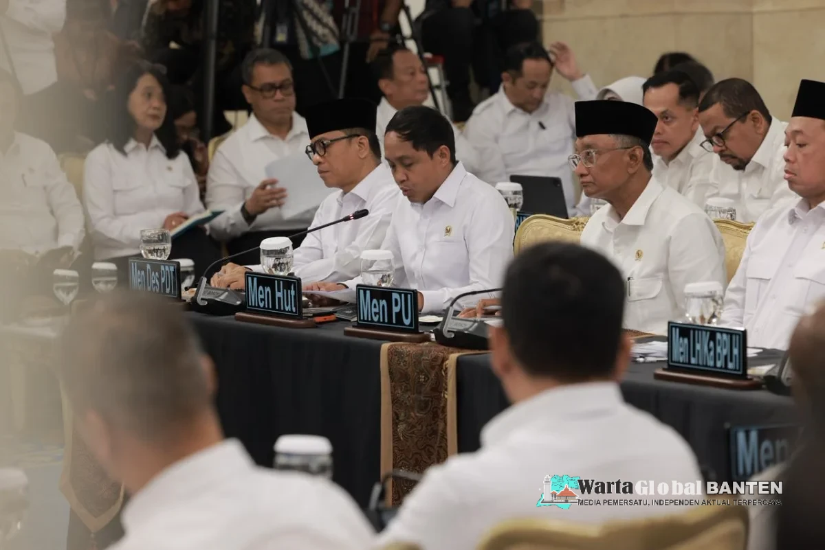 Perintah Prabowo: Jangan Ragu Cabut Izin Kehutanan yang Melanggar Aturan! Perintah Prabowo: Jangan Ragu Cabut Izin Kehutanan yang Melanggar Aturan!