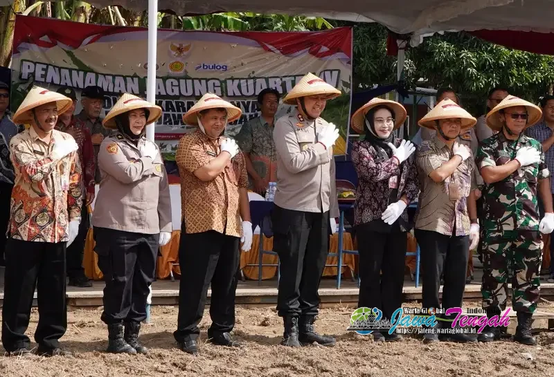 Kapolres Karanganyar Hadiri Penanaman Jagung Serentak Kuartal IV di Colomadu
