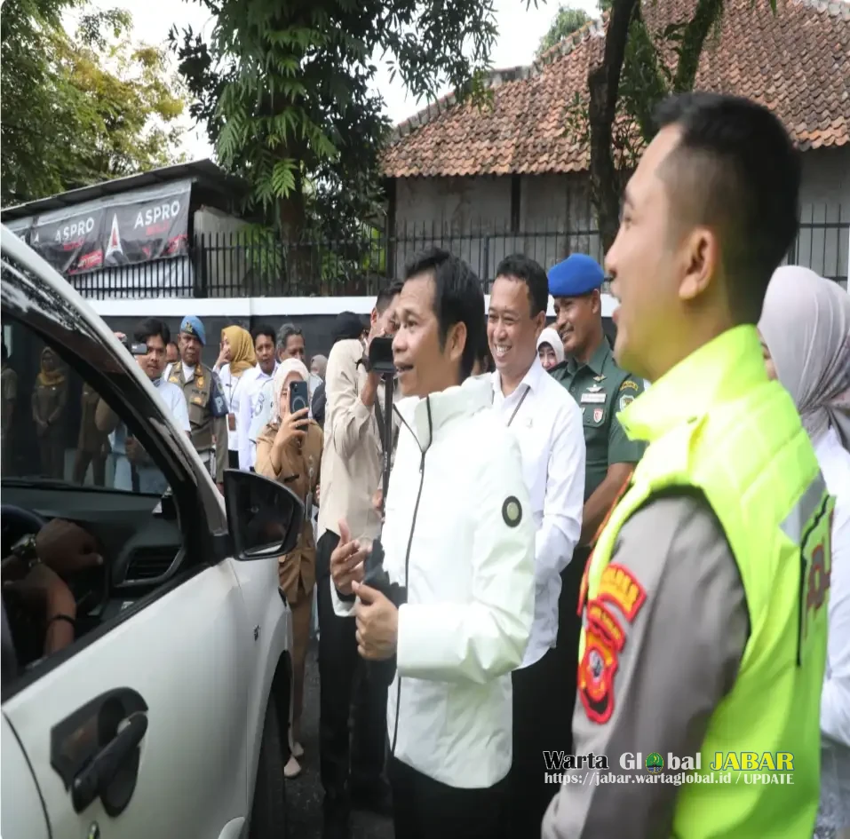 Bayar Pajak Kendaraan Lebih Cepat, Samsat Drive Thru Istimewa Purwakarta Resmi Dibuka