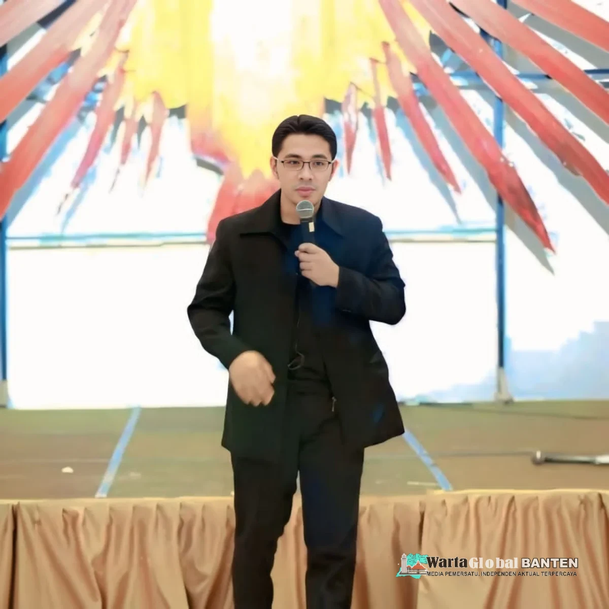 Rangga Indrawan (Kang Rangga) Sosok Terapis Fenomenal di Bandung yang Mengubah Wajah Hipnoterapi