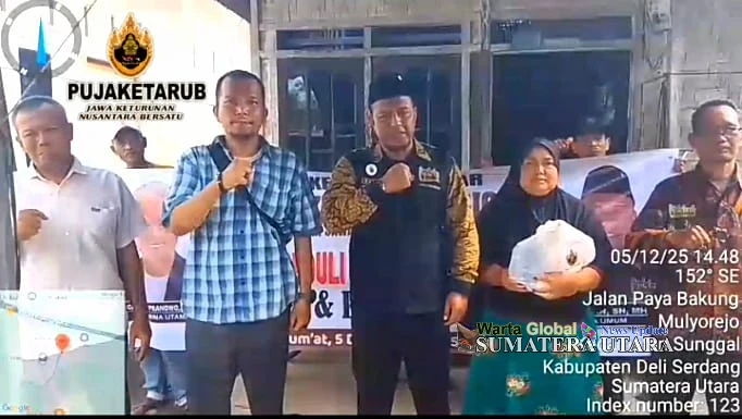 Keluarga Besar PUJAKETARUB Safari Jumat Berkah, Berikan Ratusan Paket Bantuan Kepada Para Korban Banjir