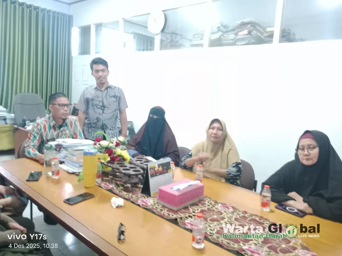 Menara Tanpa Izin? Warga Bersama GWI Kalbar Datangi Kantor Wali Kota Pontianak
