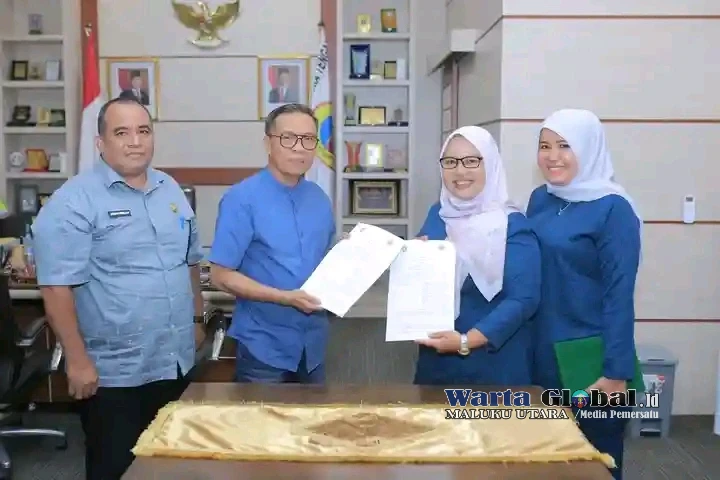 Pemda Halteng Perkuat SDM Kesehatan, Bupati Ikram Malan Sangadji Teken MoU Strategis dengan Stikes Ranah Minang untuk Pendidikan Tenaga Keperawatan.