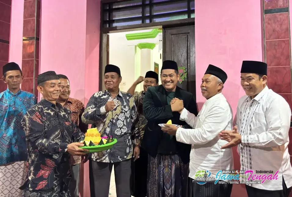 DPRD Jepara dan DPR RI Resmikan Digital Marketing Sentra Almari Jati Bangkitkan Industri Meubel Lokal
