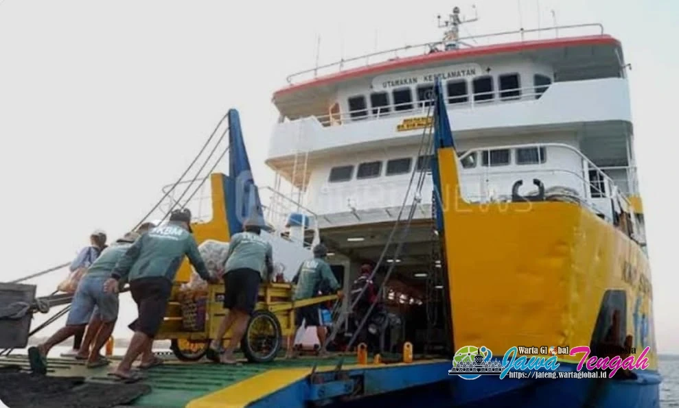 Breaking News! Pelayaran KMP Siginjai Jepara–Karimunjawa Dihentikan Sementara Akibat Cuaca Ekstrem