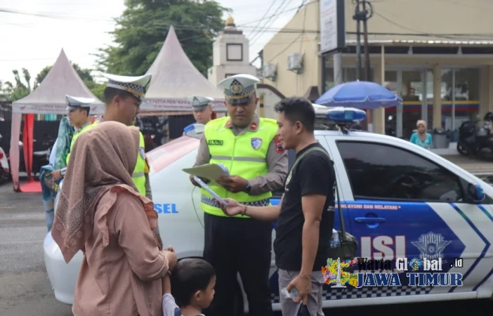 Satlantas Polres Pekalongan Masifkan Sosialisasi Ops Keselamatan Candi, Sapa Warga di CFD Kajen