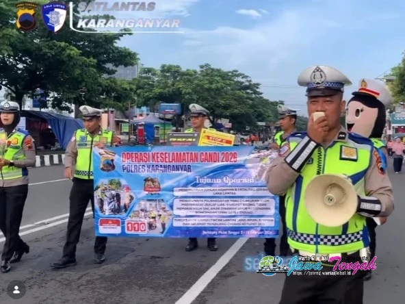 Satlantas Polres Karanganyar Lakukan Police Art Tingkatkan Kesadaran Masyarakat Berlalu Lintas di CFD