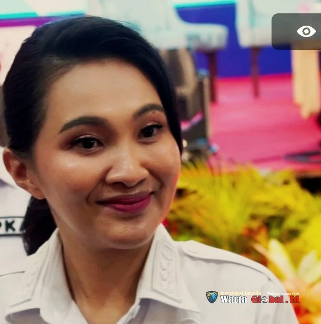 Gubernur Sherly Terafikasi Tambang Nikel Ilegal: JATAM: "Denda Rp500 Miliar? Cabut Izin, Tangkap Pemiliknya!" Gubernur Sherly Terafikasi Tambang Nikel Ilegal: JATAM: "Denda Rp500 Miliar? Cabut Izin, Tangkap Pemiliknya!"