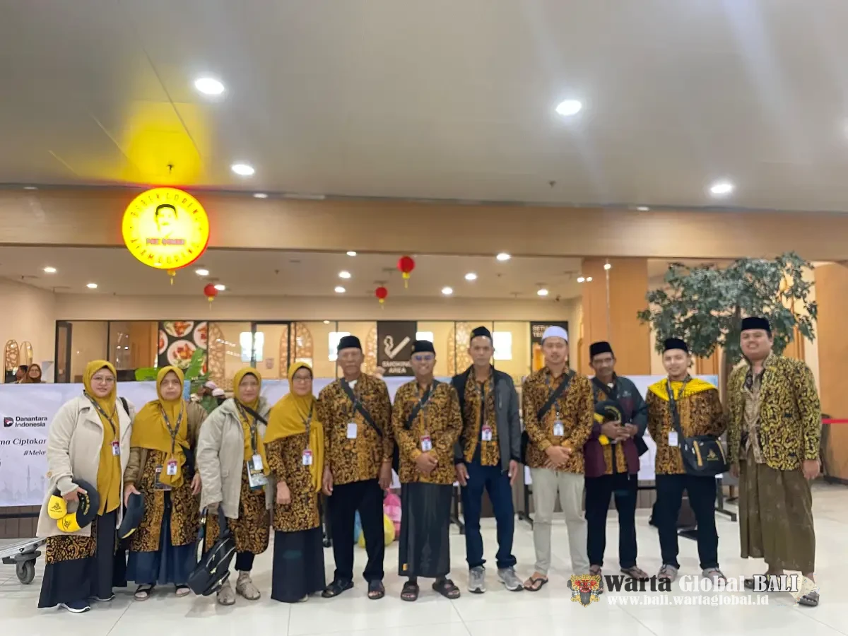 Jamaah Umroh Private Umrotuna Bali Berangkat Lancar Menuju Tanah Suci Jamaah Umroh Private Umrotuna Bali Berangkat Lancar Menuju Tanah Suci