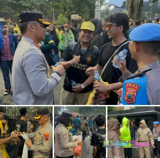 Pelayanan Unjuk Rasa Humanis, Kapolrestabes Semarang Bagikan Takjil Buka Puasa