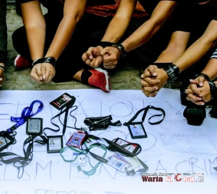 Patut DiPertanyakan Profesinya  @80% Jurnalis Indonesia "Swasensor" Diri Sendiri: MBG dan PSN Jadi "Lahan Tambang" yang Membungkam Pers