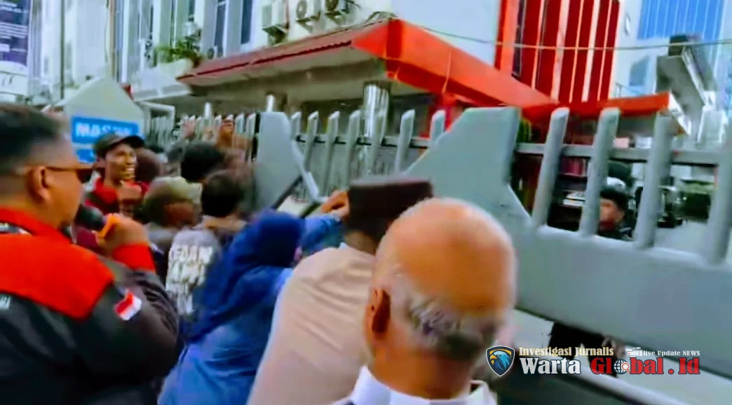 Imigrasi Medan Diserbu Masyarakat : Kebebasan Tarik: Munculnya Isu Dokumen Palsu dan Respons Kemanusiaan di Sumatera Utara