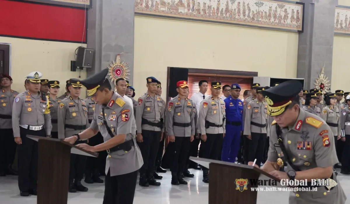 Kapolda Bali Irjen Daniel Adityajaya Pimpin Sertijab Wakapolda dan Kapolresta Denpasar, Tekankan Integritas dan Inovasi