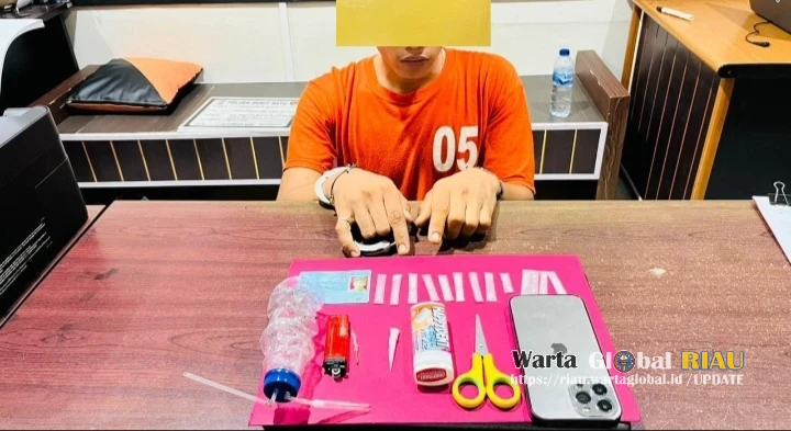 Polsek Bukit Batu Amankan Satu Tersangka dengan 13 Paket Sabu.