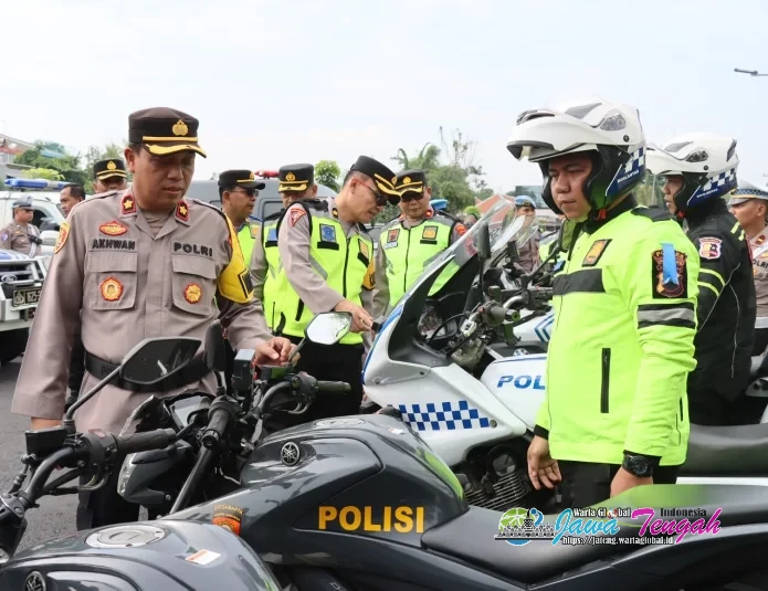 Pastikan Kesiapan Personel dan Sarpras, Polres Pekalongan Kota Gelar Apel Operasi Keselamatan Candi 2026