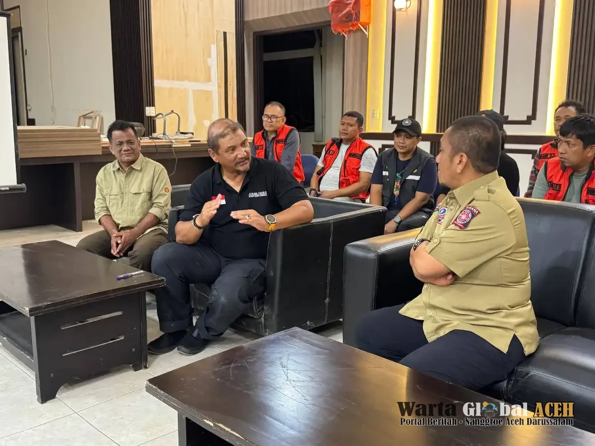 Bupati dan Wabup Aceh Tamiang Terima Bantuan Pemkab Luwu Timur