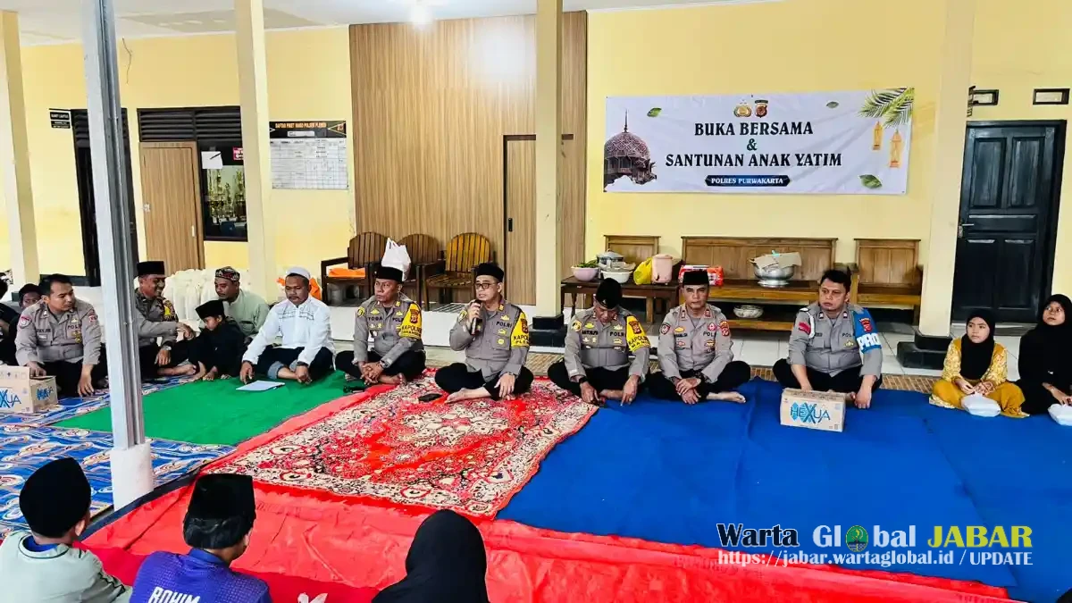 Bersama Polsek Darangdan Dan Polsek Maniis, Polsek Plered Gelar Buka Puasa Bersama Anak Yatim