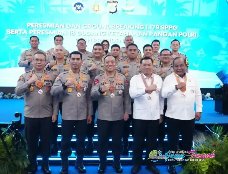 Kapolres Sragen Raih Satyalancana Wira Karya, Bukti Dedikasi Dukung Program Gizi Nasional