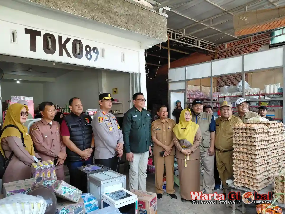 Pantau Pasar Sentral Enrekang, Bapanas Pastikan Harga dan Stok Aman Jelang Idulfitri