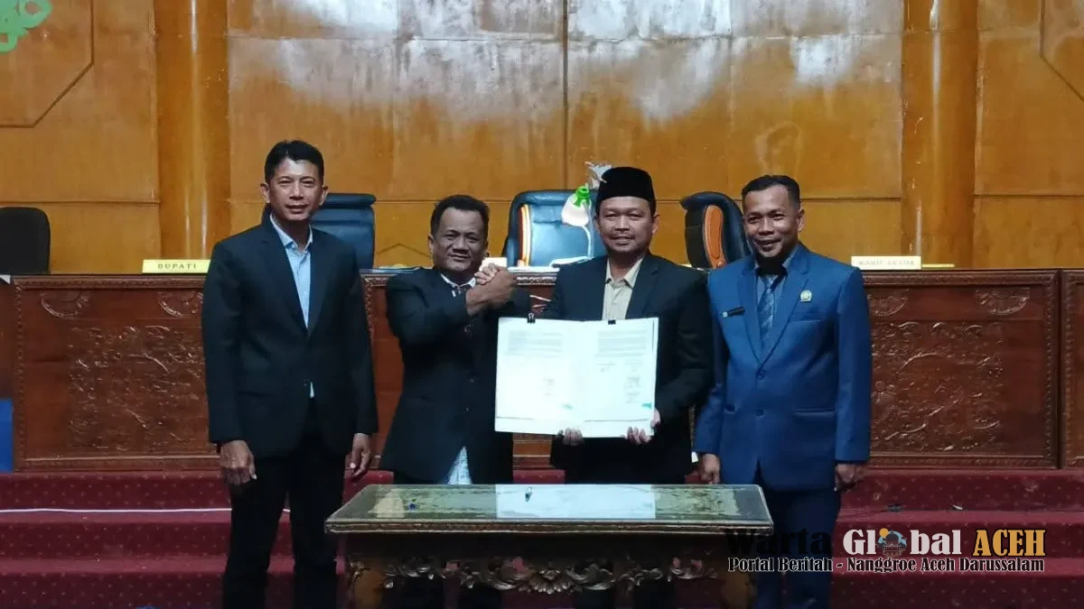Wakil Bupati Aceh Tamiang Hadiri Rapat Paripurna Qanun APBK 2026