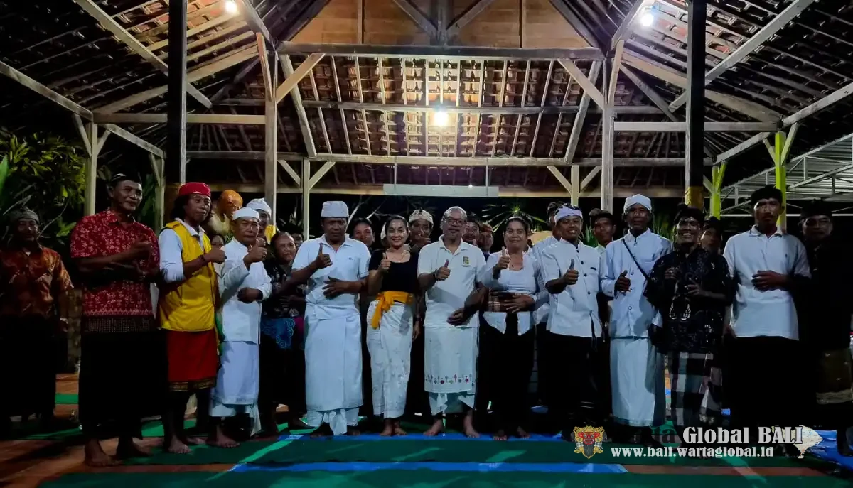 Sentuhan Kasih Manggala Taksu Agung untuk Umat Hindu di Kaki Gunung Raung dan Alas Purwo