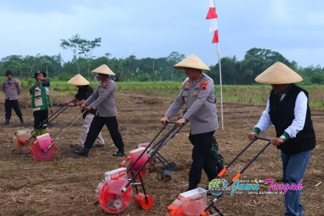 Dukung Program Asta Cita Presiden, Polres Pekalongan Kota Tanam Jagung di Lahan 3,4 Hektare