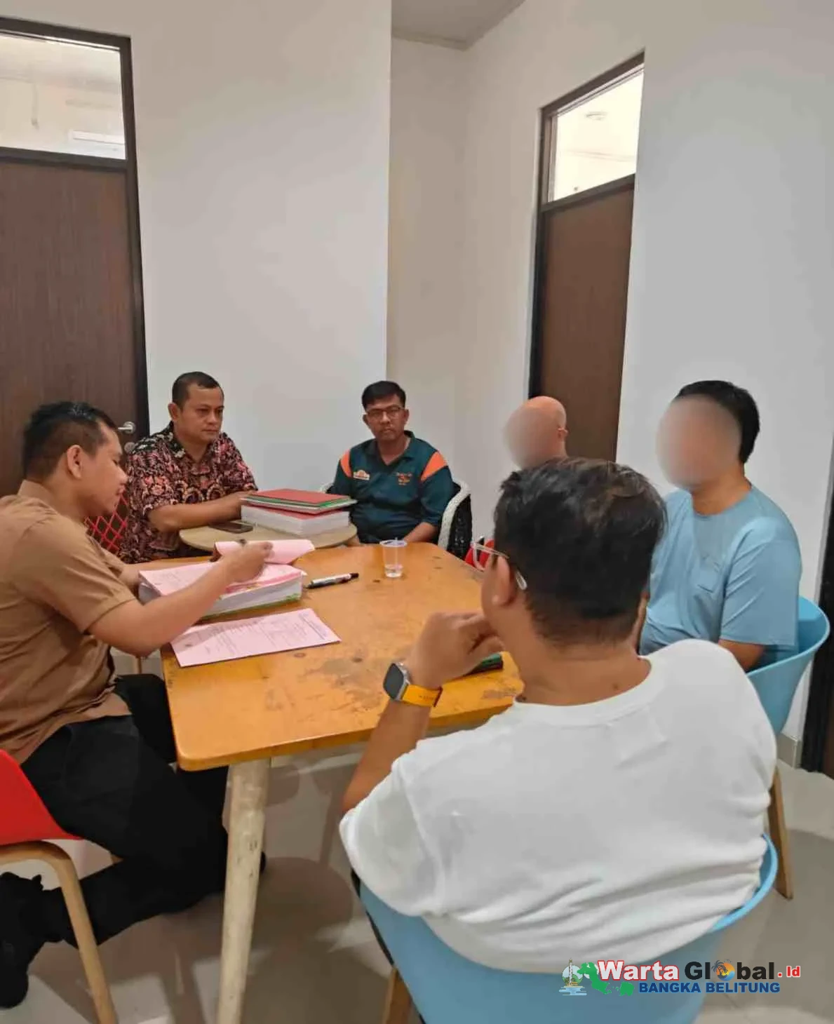 Berkas Dinyatakan P21, Polda Babel Limpahkan Dirut dan PJO CV. Tiga Bersaudara Ke Kejari Pangkalpinang