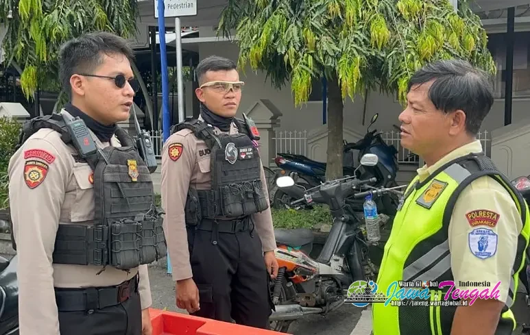 Tim Sparta Polresta Surakarta Gelar Patroli Mobile Jaga Kamtibmas Tetap Kondusif