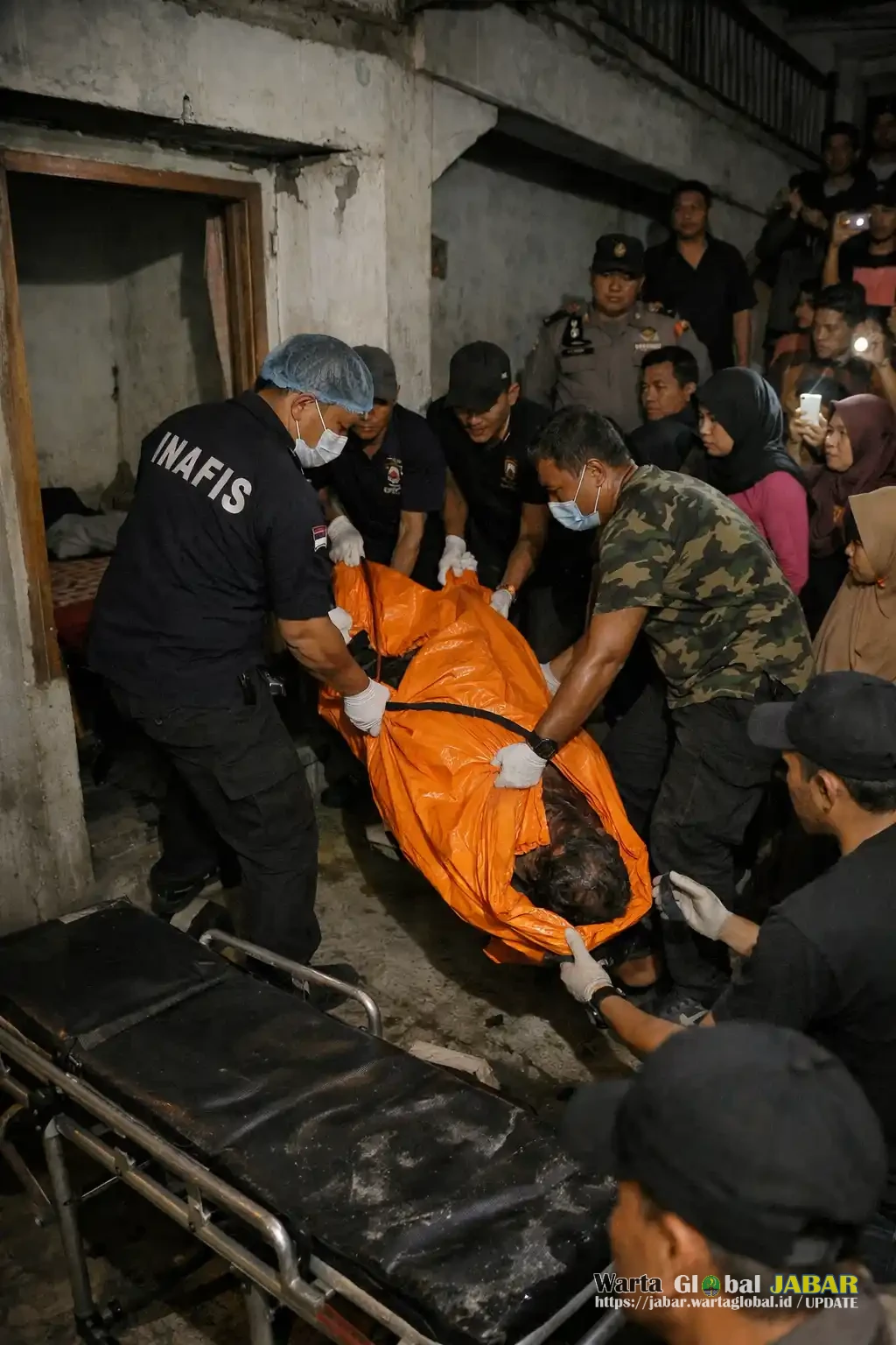 Warga Geger, Mayat Membusuk Ditemukan di Kamar Kos Sindangkasih Purwakarta