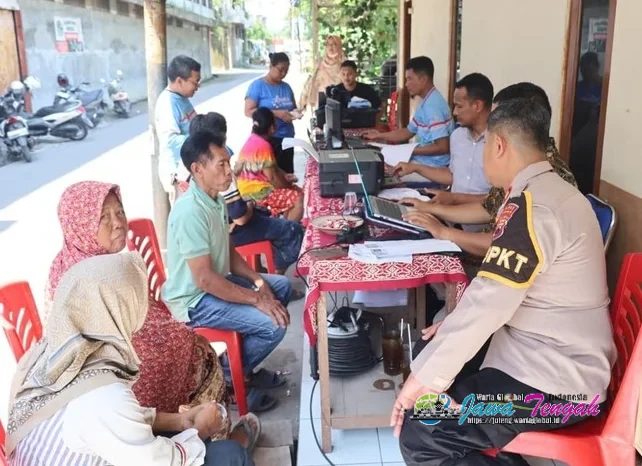 Polres Sukoharjo Gelar Layanan Adminduk Warga Grogol Pasca Banjir