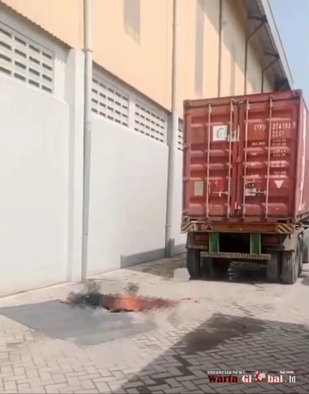 Sopir Tewas Terlindas Truk Kontainer di Area Gudang PT Harindra Sukses Bersama Jayanti