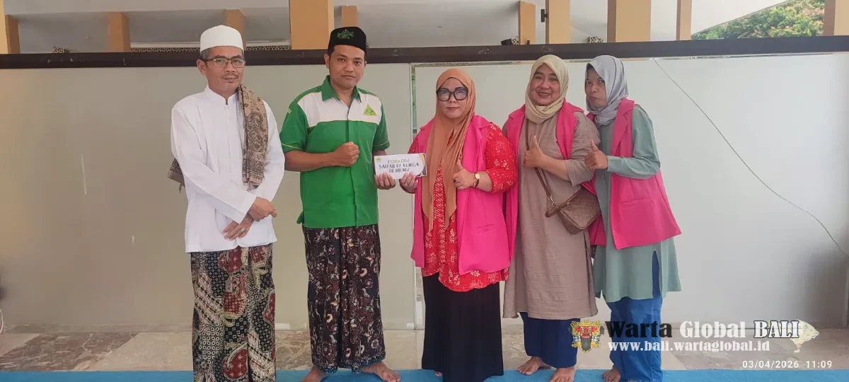 Forkom Sahabat Surga Bali Beri Bantuan Tambahan Pengadaan Ambulans untuk Masjid Agung Palapa