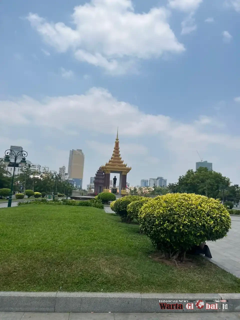 WNI Korban Scam Kamboja: Jangan Egois, Evaluasi Diri untuk Solusi Adil
Terkait Kepulangan Ke Indonesia