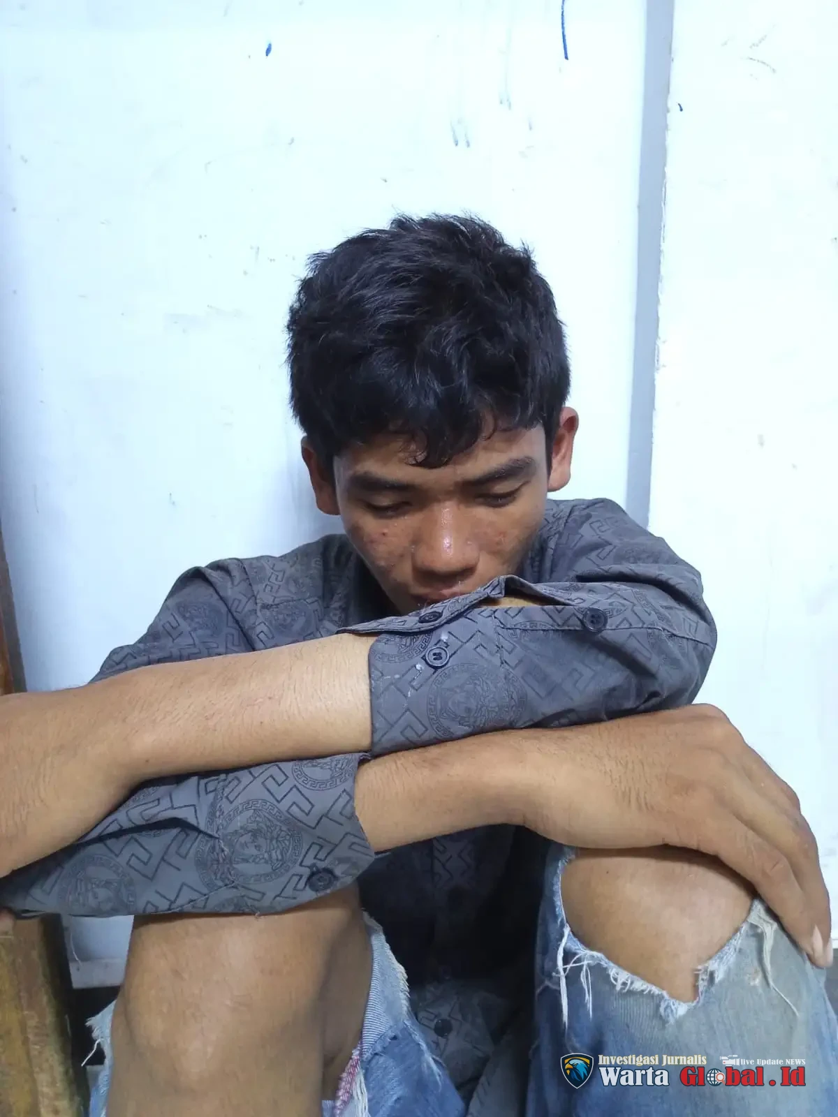 Breaking News
WNI di Kamboja Kehilangan Tas Berisi HP dan Dokumen, Maling Diburu dan Ditangkap Massa