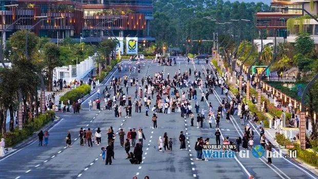 Dutch Tourist Amazed by Nusantara Capital, Surge of 352,000 Visitors Highlights Appeal Amid Environmental Criticism and Ambitious Development