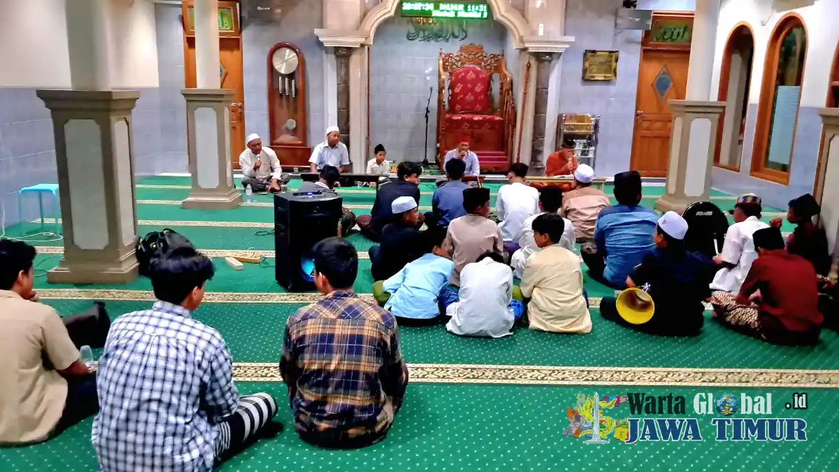 Kolaborasi Mejoyo Dan Barata Jaya Syiar Sholawat Menggelora, Cinta Nabi Menggema