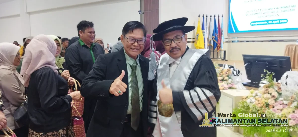 Rektor UNUKASE Hadiri Pengukuhan Guru Besar Prof. Mohammad Zainul di UNISKA MAB