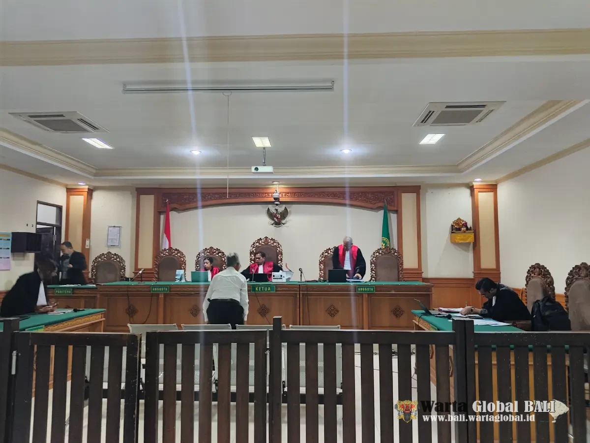 Aroma Janggal di Sidang Tipikor Denpasar: LPD Tulikup Kelod Untung Miliaran, Dakwaan JPU Dipertanyakan Hakim