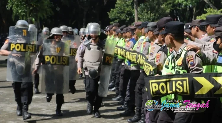 Polres Sragen Siagakan Ratusan Personel Giat Sispamkota Antisipasi May Day