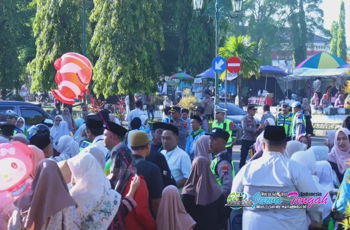 Polres Pekalongan Terjunkan Ratusan Porsenel Amankan Pemberangkatan Jamaah Haji